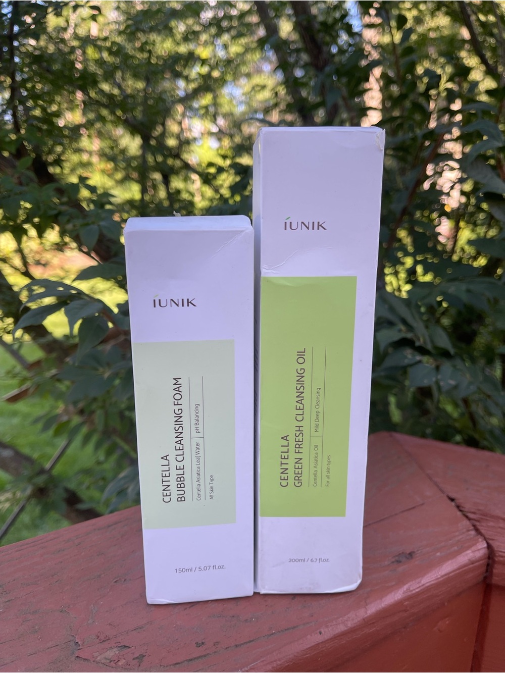 IUnik Centella Cleansing Foam & Green Fresh Cleansing Oil - Pale Green Packaging